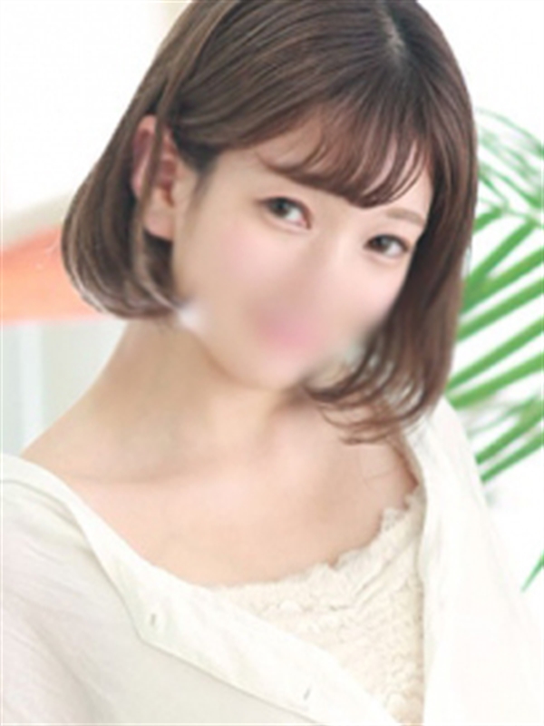 みずき(20歳、B:85、W:56、H:86)