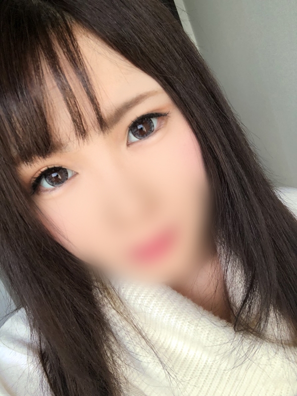 いく(23歳、B:88、W:58、H:86)