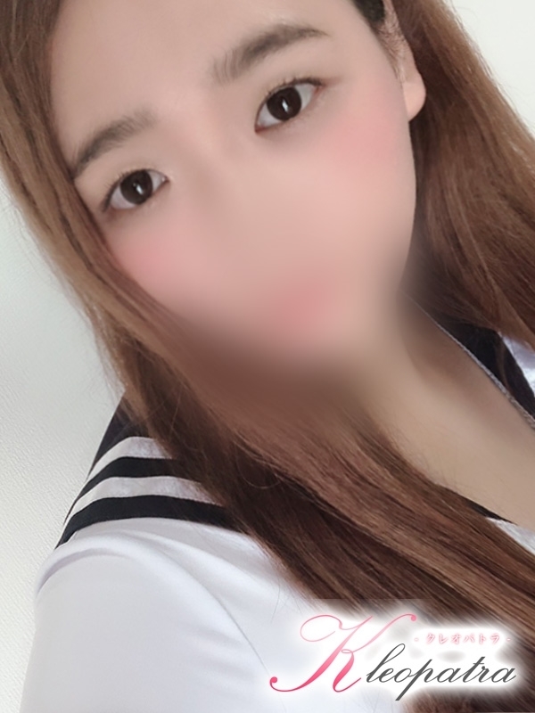 ちはる(23歳、B:86、W:58、H:83)