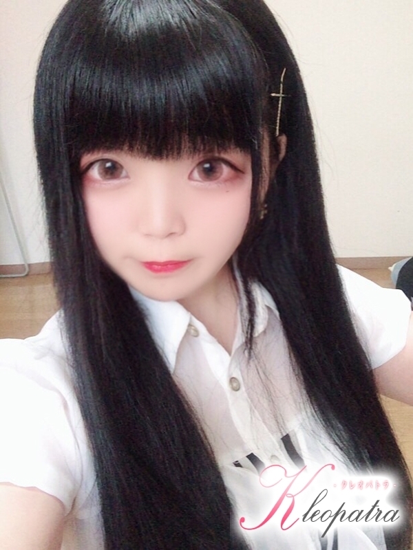 ちあき(20歳、B:86、W:57、H:84)