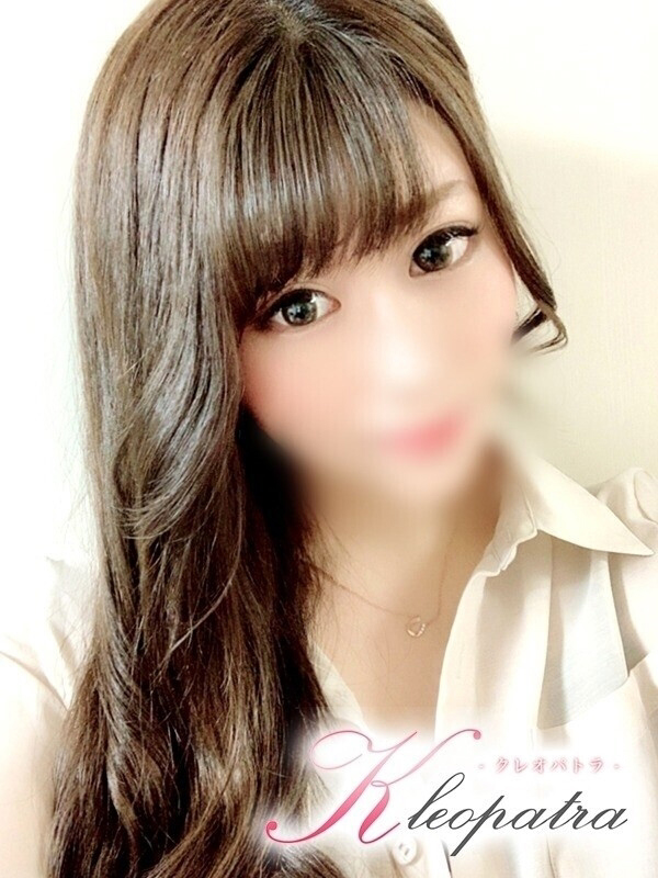 あいみ(25歳、B:89、W:58、H:90)