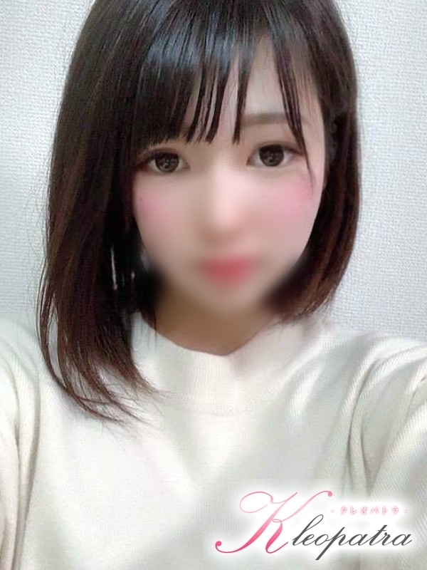 あいこ(18歳、B:85、W:57、H:83)