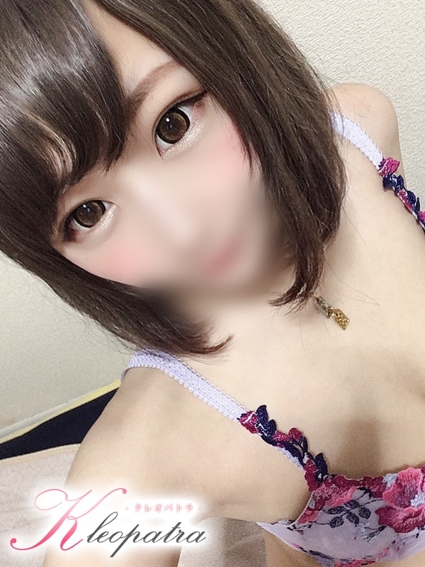 けい(19歳、B:87、W:56、H:85)