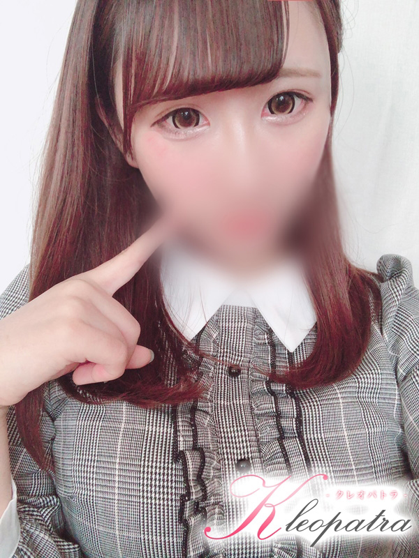 ぴの(18歳、B:86、W:56、H:85)