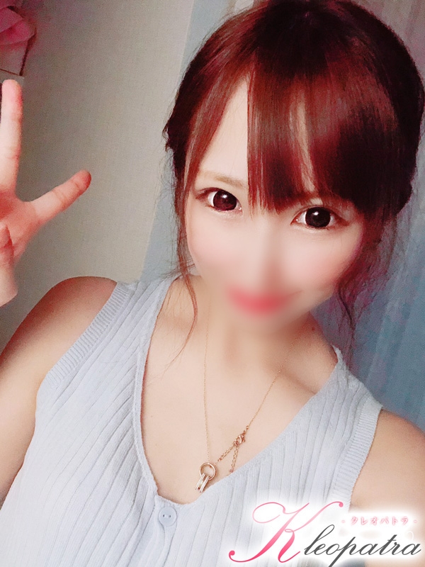 おと(22歳、B:83、W:55、H:82)