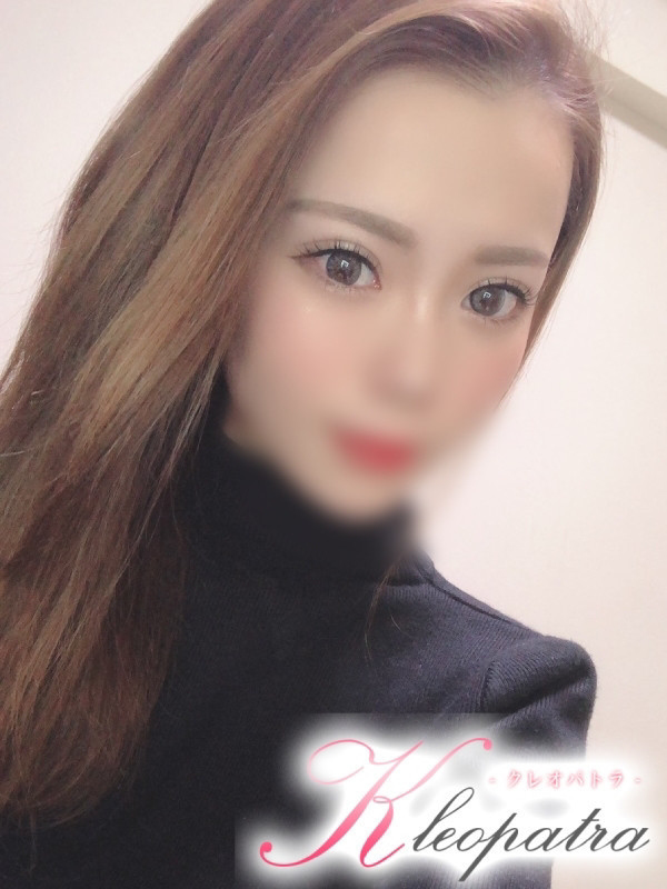 めら(20歳、B:83、W:56、H:84)