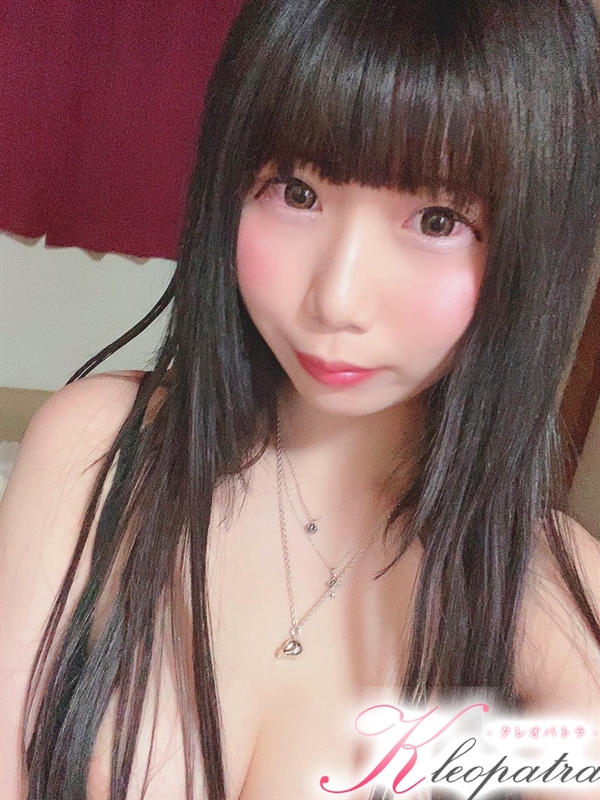 さおり(18歳、B:93、W:56、H:87)